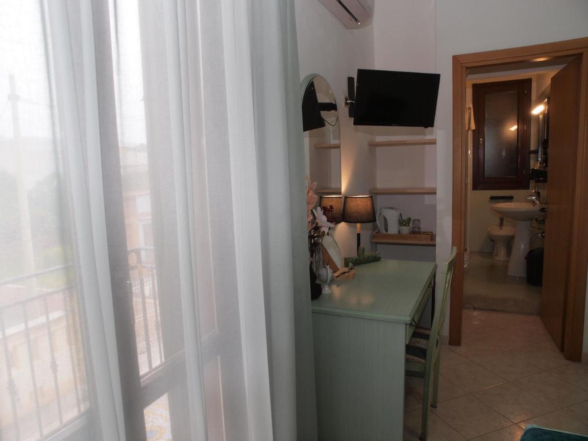 Locanda Lighea Rooms Сан-Вито-Ло-Капо Экстерьер фото